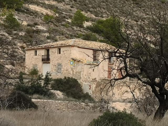 Caserón en venta en Relleu photo 0