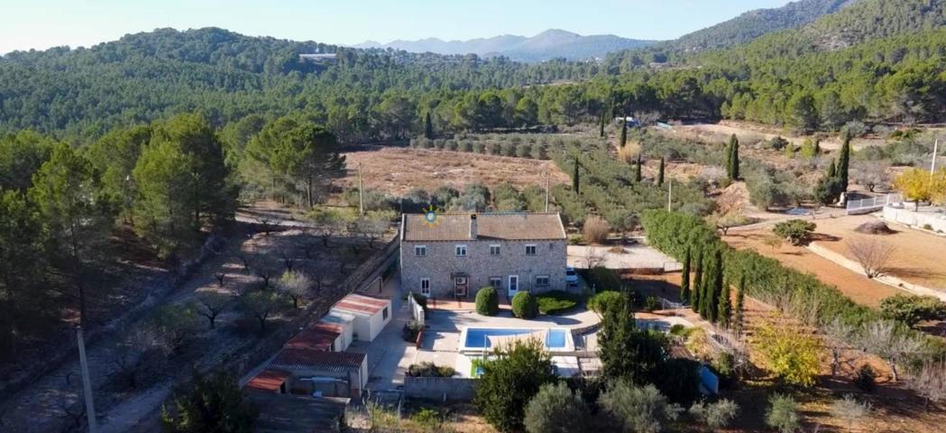 Chalet de venta en Olleria photo 0