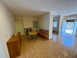 Casa en venta en Ador photo 0