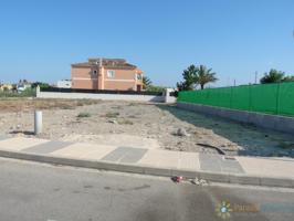 Terreno urbano a la venta en playa de Oliva photo 0