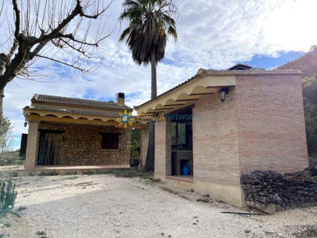 Unifamiliar En venta en Umbria, Ontinyent photo 0