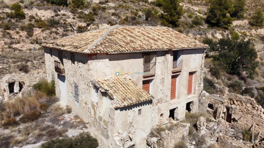 Caserón en venta en Relleu photo 0