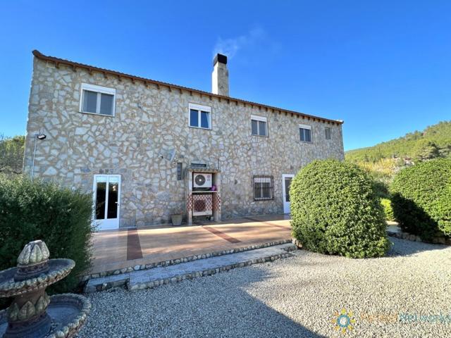 Chalet de venta en Olleria photo 0