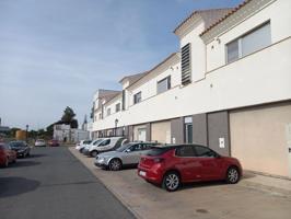 Local en venta en Bollullos de la Mitación, Sanlúcar la Mayor, Sevilla photo 0