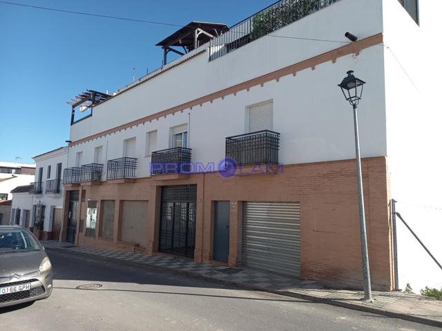 Plaza De Parking en venta en Pilas de 40 m2 photo 0