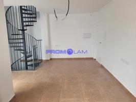 REF 2065B - PISO DUPLEX 1ºC CALLE PASTORCITO, CORIA DEL RIO. photo 0