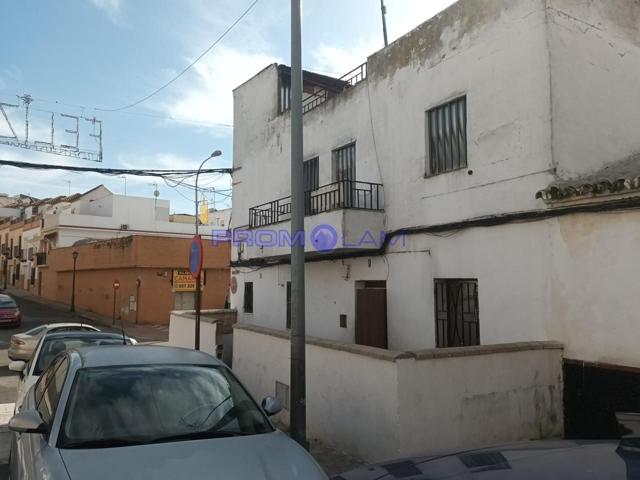 ADOSADA EN MANUEL FDEZ CAMPOS 1, PUEBLA DEL RIO photo 0
