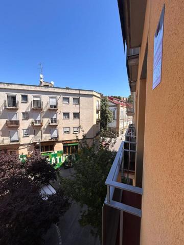 BONITO PISO ACOGEDOR EN LLEIDA photo 0