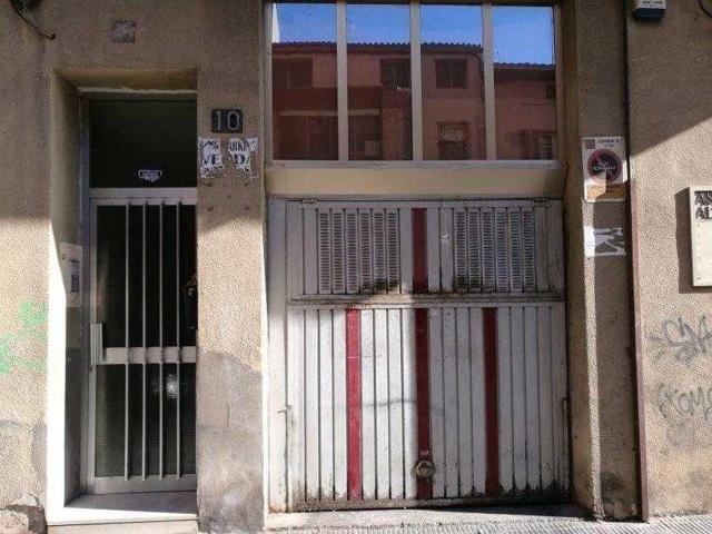 TRASTERO EN LLEIDA photo 0