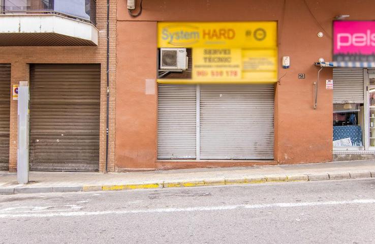 LOCALES EN LLEIDA photo 0