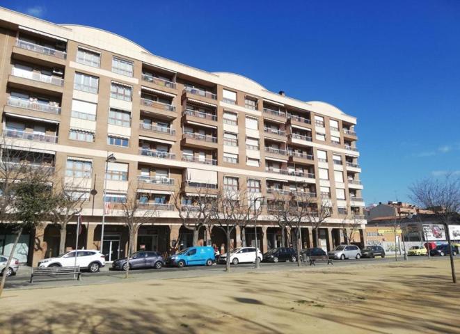 LOCAL EN LLEIDA photo 0