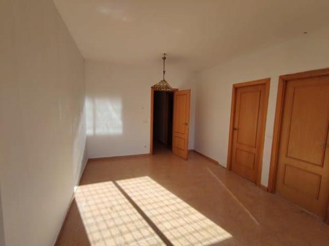 Piso en venta en Almacelles de 85 m2 photo 0