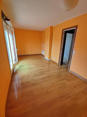 PISO EN VENTA EN EL VENDRELL photo 0