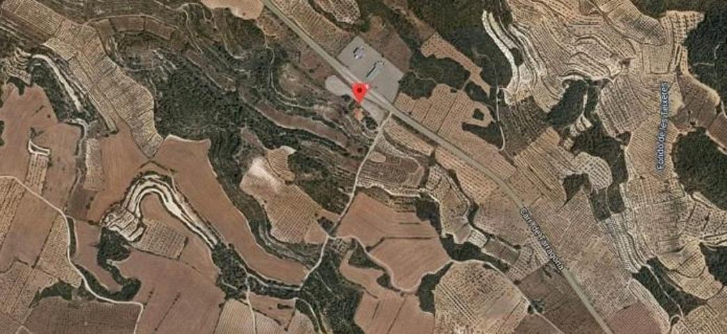 Edificio en Borges Blanques photo 0