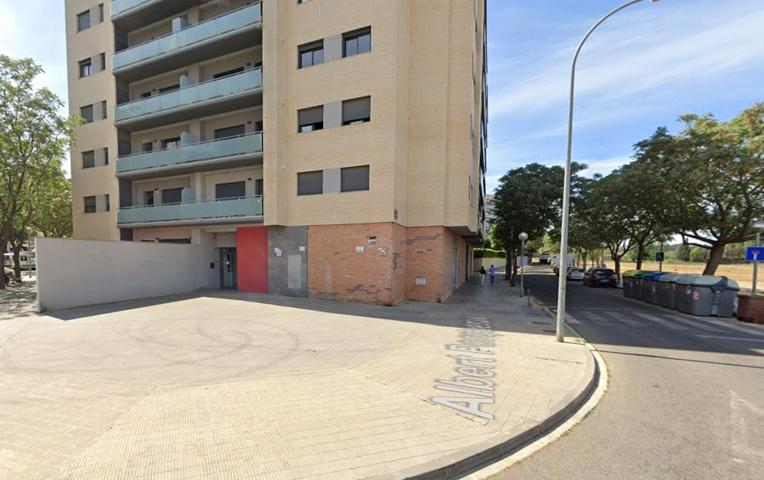 LOCALES EN LLEIDA photo 0