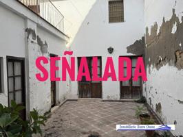 Casa en venta en Osuna photo 0