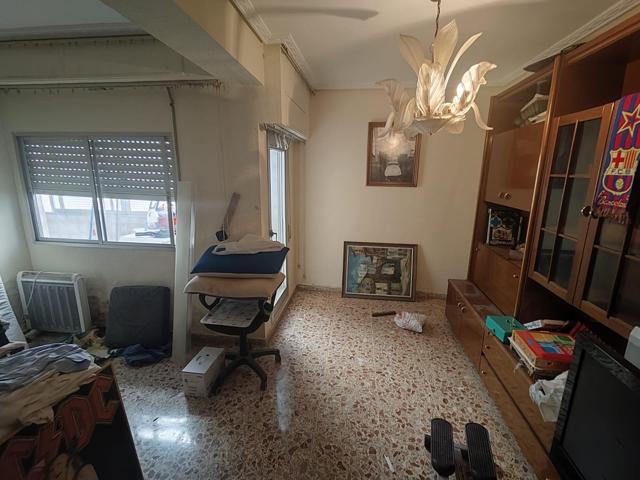 SE VENDE EXCELENTE PISO EN BURJASSOT photo 0