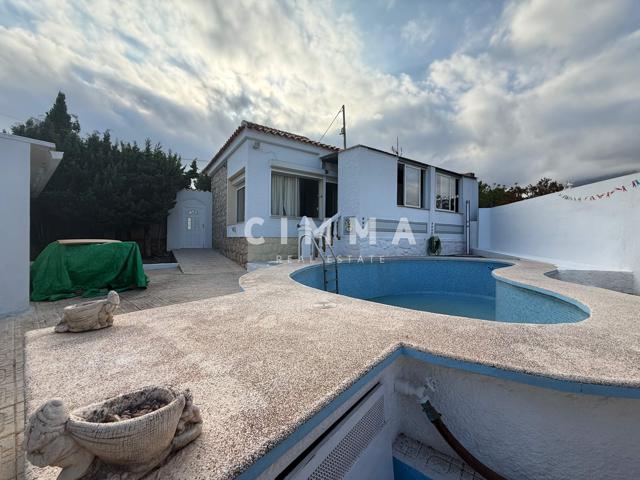 Oportunidad Única: Chalet una planta en La Nucía para Reformar photo 0