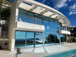 Villa moderna y elegante en el complejo más prestigioso de la Costa Blanca. photo 0