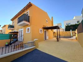 Villa adosada en La Nucía photo 0