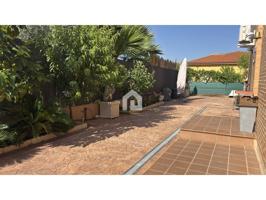 🏡 ¡OPORTUNIDAD! Chalet adosado listo para entrar a vivir en Erustes (Toledo), a solo 1 hora de Madrid por la A-5 photo 0