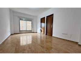 Se alquila amplio piso en Talavera de la Reina – Zona Casco Antiguo photo 0
