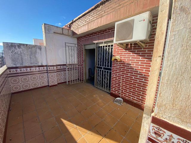 Ático en venta en Calle Arabial junto Hipercor para reformar photo 0