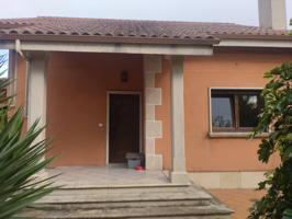 Chalet unifamiliar en venta en Tebra (Santa María) photo 0