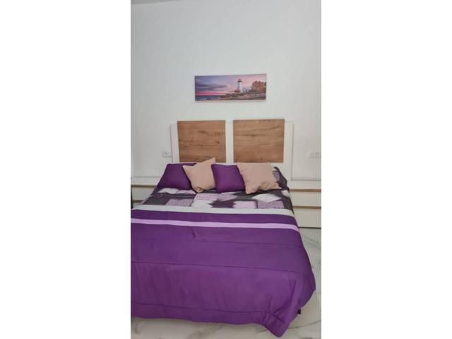 piso con balcon con vistas photo 0