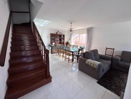 Chalet adosado a cien metros de Playa America, Nigran photo 0