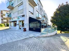 Se vende local con terraza en Cangas do Morrazo photo 0