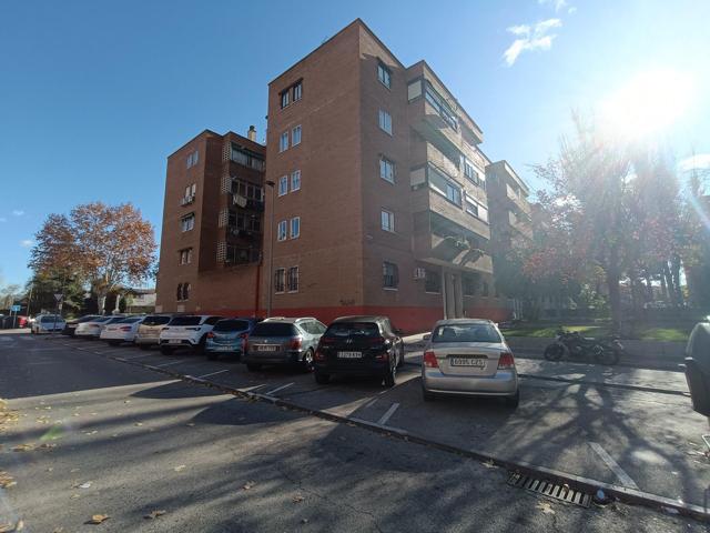 PISO EN VENTA EN ARGANDA DEL REY, ZONA LA POVEDA photo 0