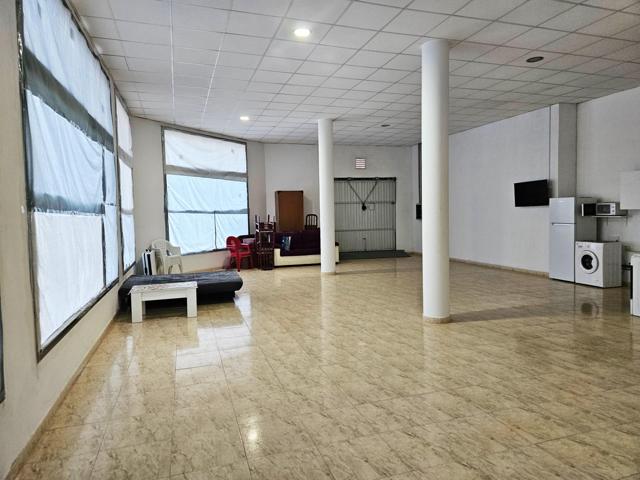 LOCAL COMERCIAL EN VENTA EN AMPOSTA (TARRAGONA) photo 0