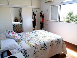 Chalet en venta Nerja con 6 dormitorios y piscina privada photo 0