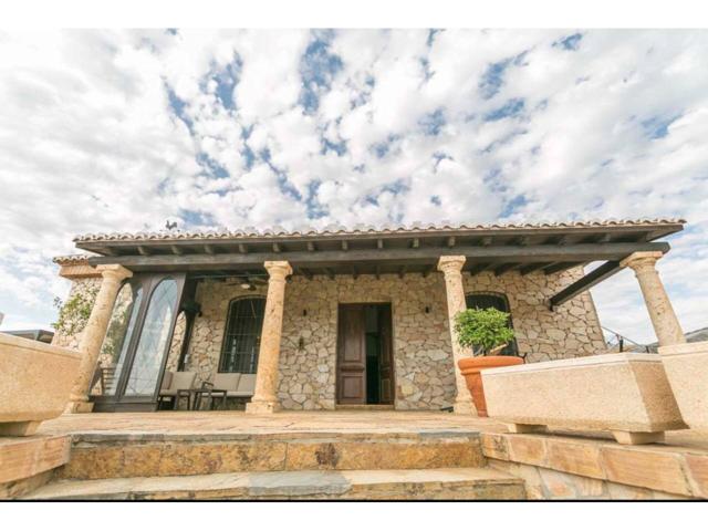 Villa chalet en venta Nerja con 4 dormiorios y piscina photo 0