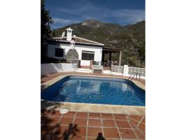 Chalet de alquiler en Frigiliana con 3 dormitorios y piscina photo 0