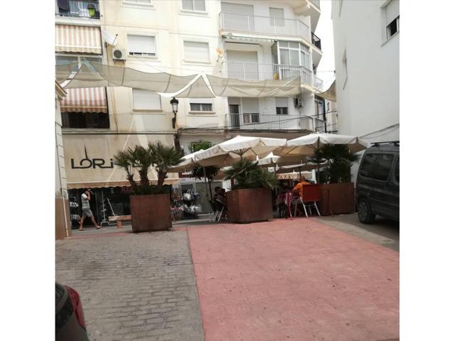 Local comercial en venta Nerja con 53 m2 posibilidad de hacer un apartamento photo 0