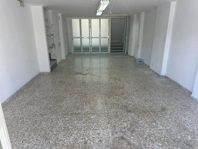 Local comercial en venta Torre del Mar con 150 m2 photo 0