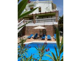 Chalet en alquiler Nerja con 3 dormitorios y piscina photo 0
