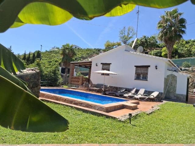 Cortijo en venta Frigiliana con 2 dormitorios y piscina photo 0
