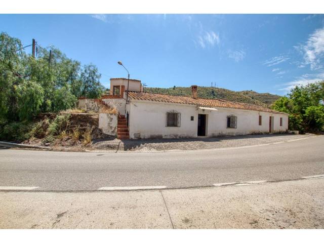 Casa en venta Viñuela con 2 dormitorios y parcela de 386 m2 photo 0