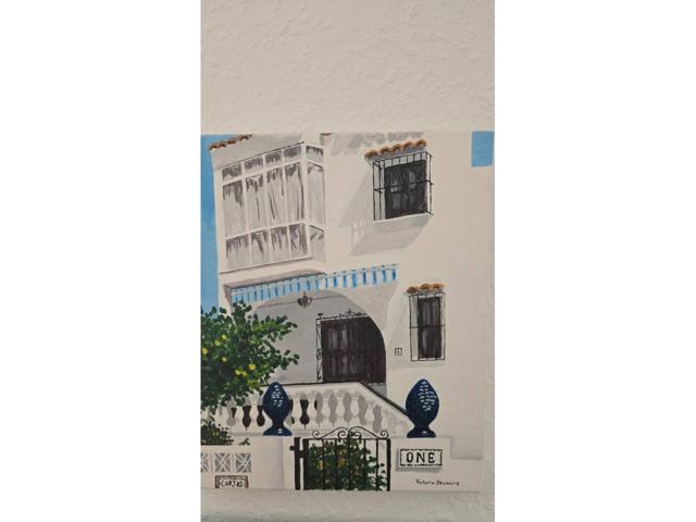 Chalet de en venta Nerja con 3 dormitorios y piscina photo 0