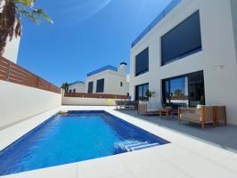 Villa En venta en Villajoyosa-La Vila Joiosa photo 0