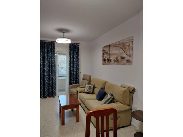 SE ALQUILA piso de 3 dormitorios con garaje y piscina en la zona Norte photo 0