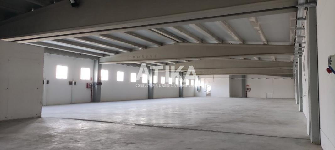 Nave alquiler en perfecto estado. photo 0