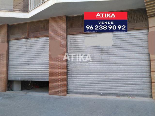 LOCAL COMERCIAL EN VENTA JUNTO A ZONA VERDE EN ONTINYENT photo 0