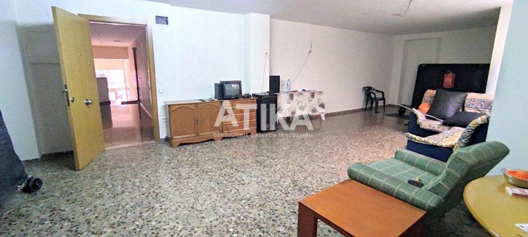 ENTRESUELO EN ALQUILER EN ZONA EL LLOMBO CON PLAZA DE APARCAMIENTO photo 0