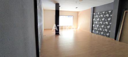 LOCAL EN PERFECTA UBICACION COMERCIAL photo 0