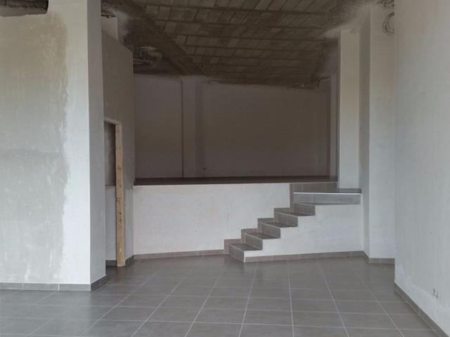 Local comercial en venta en Ontinyent photo 0