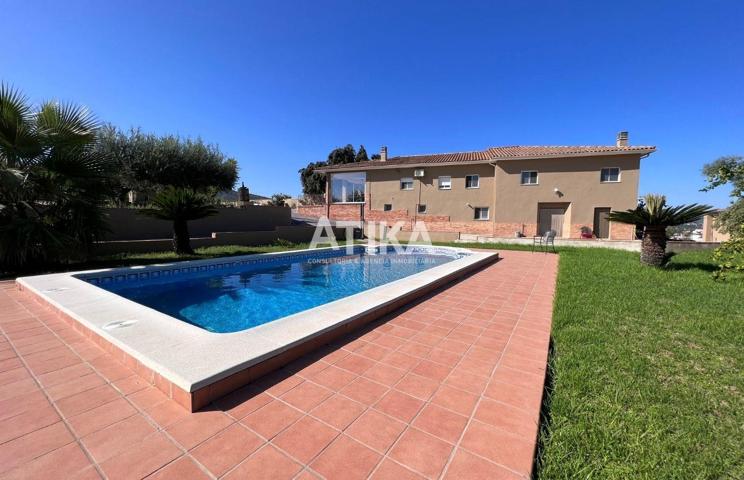 CHALET A LA VENTA EN ONTINYENT photo 0